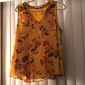 Rose olive floral top